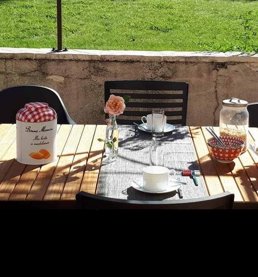Au Chat Perche Mareil-sur-Mauldre Bagian luar foto